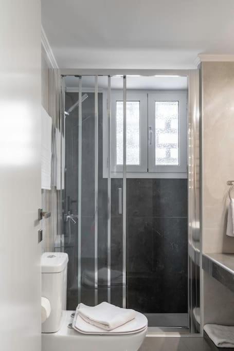 Alimos Sun-Filled Apartment Atenas Exterior foto